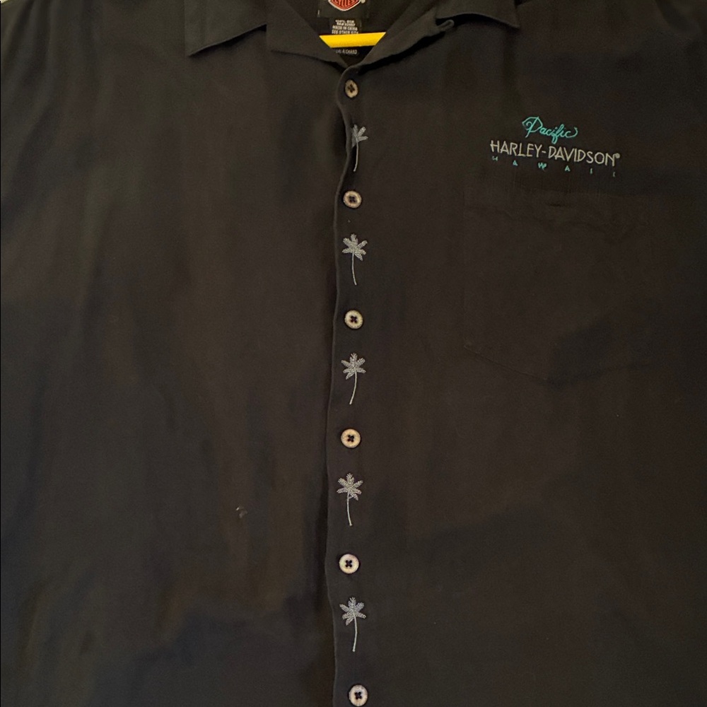 Harley-Davidson Black Casual Button Down Shirt. Silk only worn several times. - Picture 5 of 9